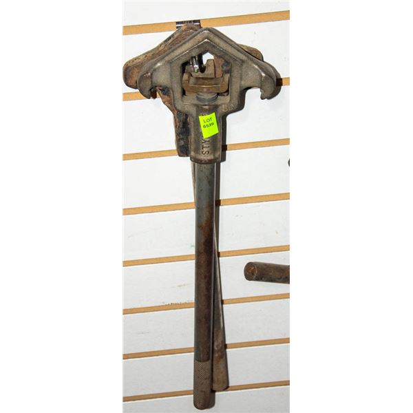 LOT OF TWO SPANNER WRENCHES