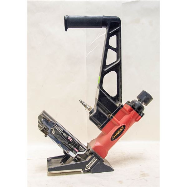 HUSKY 3 IN 1 FLOORING NAILER