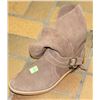 WOMENS BROWN SUEDE LIKE SIZE 10 DRESS BOOTS