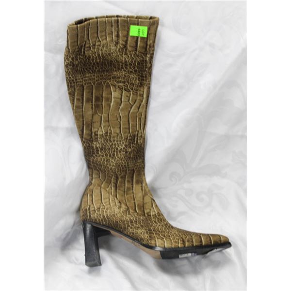 WOMENS BROWN SNAKE SKIN HIGH DRESS BOOT
