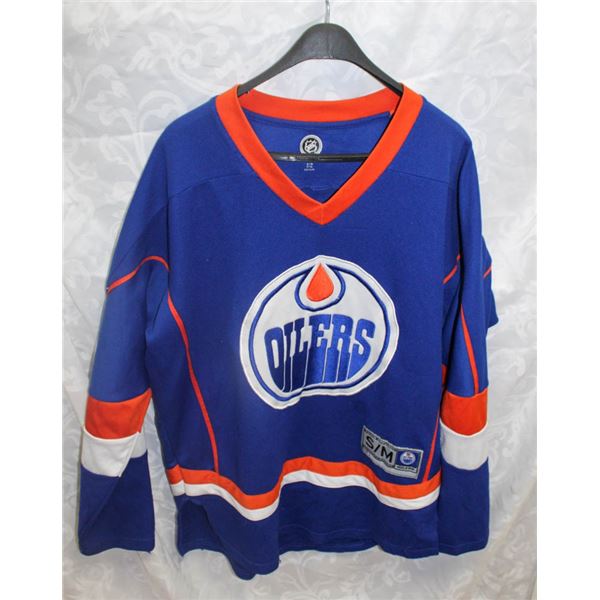 EDMONTON OILERS HOCKEY JERSEY SIZE S/M