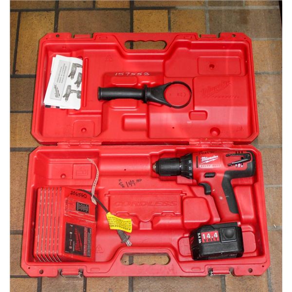 MILWAKEE 14.4V DRILL KIT