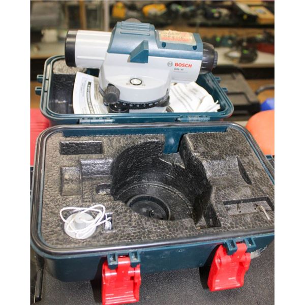BOSCH GOL32 PROFESSIONAL LASER LEVEL IN CASE