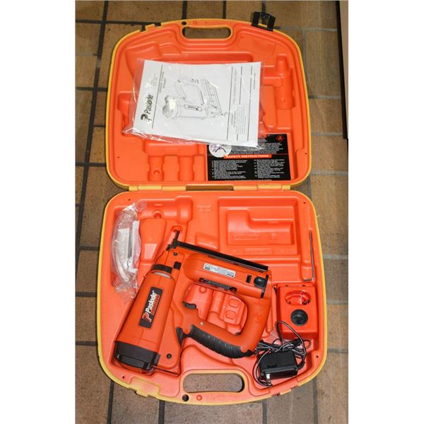 PASLODE 16GAUGE STRAIGHT FINISHING NAILER IN CASE
