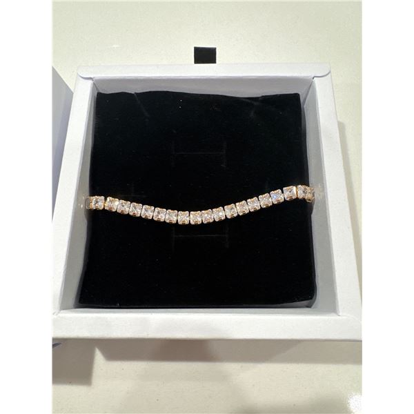 New 18K Gold plated 4MM Princess cut tennis bracelet adjustable 7 inch to 8 inch