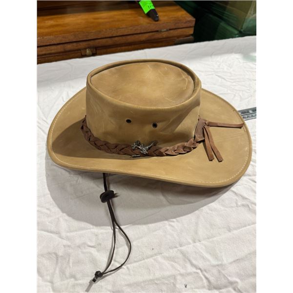 Aussie brush hat, medium