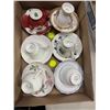 Image 2 : Tea, cups, and saucers