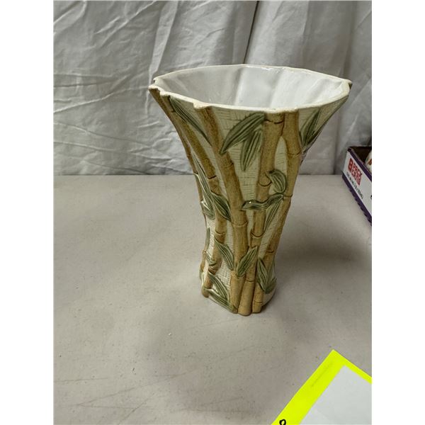Pottery vase