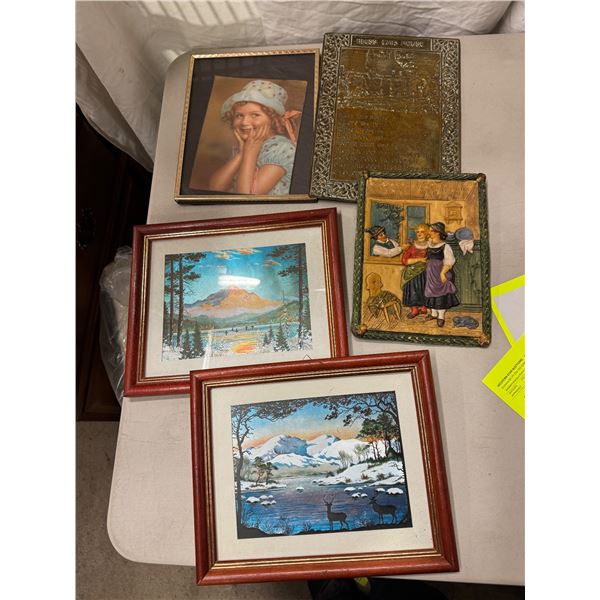 Assorted wall hangings