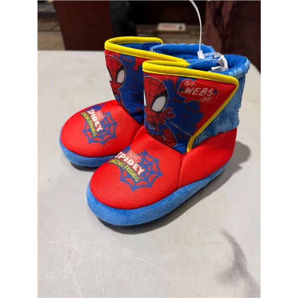 Marvel Spider-Man slippers size 9/10 kids