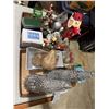 Image 1 : Christmas decor