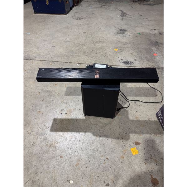 Samsung speaker and sub