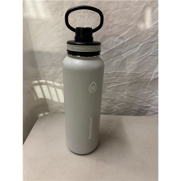 Thermo flask, water bottle grey