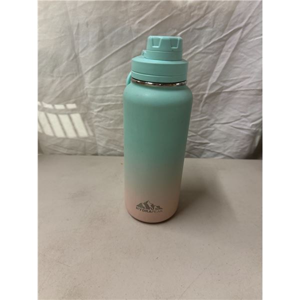 Hydro peak water bottle green