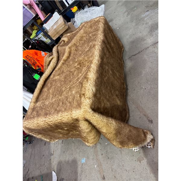 Large fluffy blanket