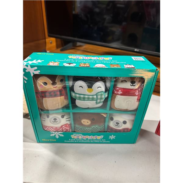 New squish mellow six pack holiday plush ornament set