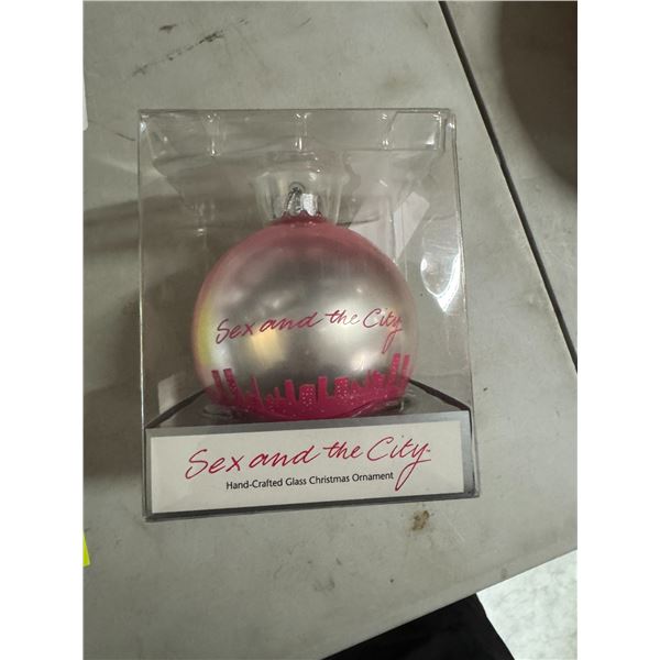 Large 2007 sex and the city tree ornament