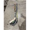 Image 1 : Assorted hockey sticks