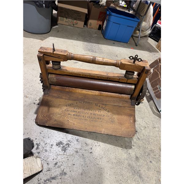 The Brockville ringer company the Empire mangle