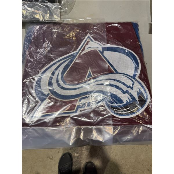 Avalanche and MacKinnon 29 large jersey