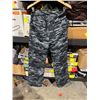 Image 1 : Under Armour, snow pants size small