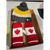 Image 1 : Toque and mitts