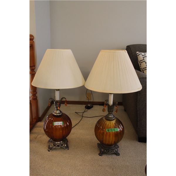**(2) Vintage Amber Glass Style End Table Lamps - Works - 34" x 17"