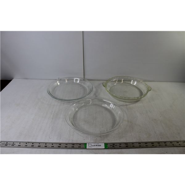 (3) Pyrex Pie Plates