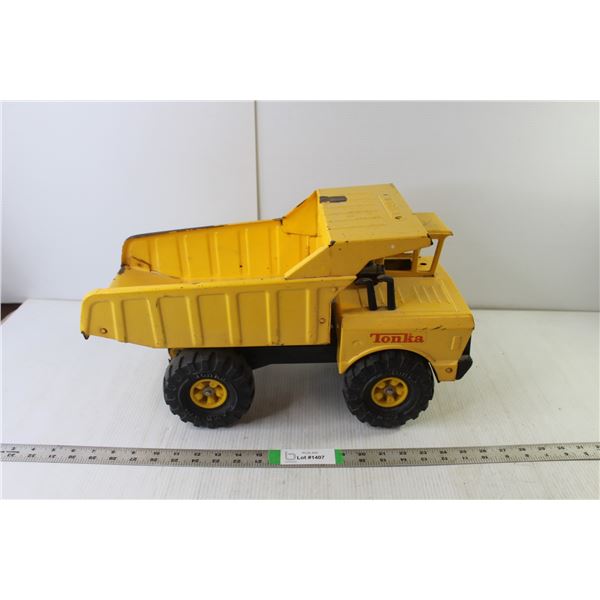 Tonka Dump Truck 17" Long