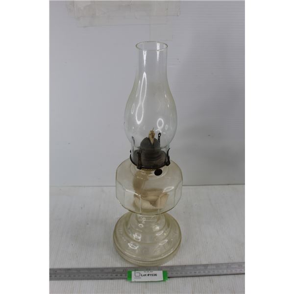 Kerosene Lamp w/ Clear Base, 18.5''