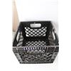 Image 8 : Linear Seies Digital Am/Fm Cd Player Car Radio, Milk Crate 13'' x 13'' x 11''