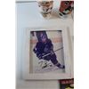 Image 8 : Hockey Leggings, NHL Plastic Cups, Coca Cola Water Bottle, Todd Bertuzzi Signed Framed Print, Connor