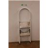 Image 1 : * Folding Step Ladder