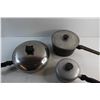 Image 5 : (2) Cooking Pots and Frying Pan with Lids