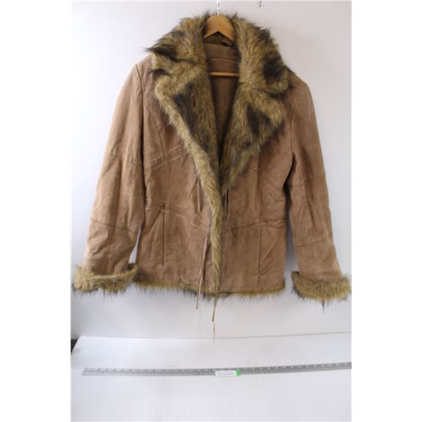 Leather Jacket, Fake Fur Trim, Size M