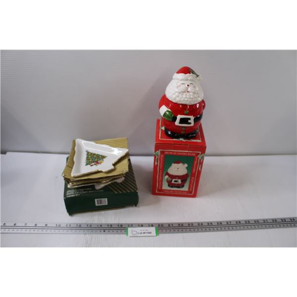 Set of Four Porcelain Tree-Shaped Dishes, Santa Musical Saving Bank