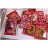 Image 5 : Christmas Decorations (Candles, Wall Art, Mini Ornaments, Tote)