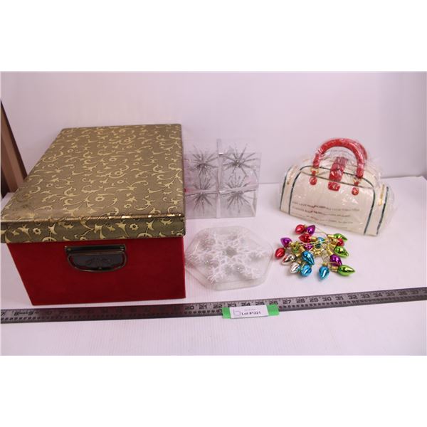 Christmas Ornaments (NIB), Christmas Tree Stringed Ornaments, Storage Box 11" x 7.5" x 16"