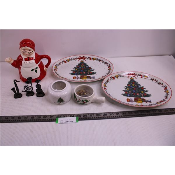 Mrs. Claus Ceramic Teapot, Set of 2 Christmas Platters, Misc.