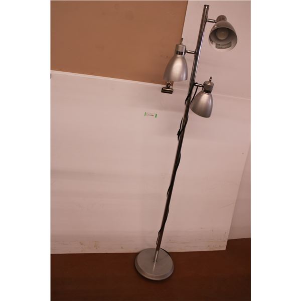 *Floor Lamp - Working - 66" Tall