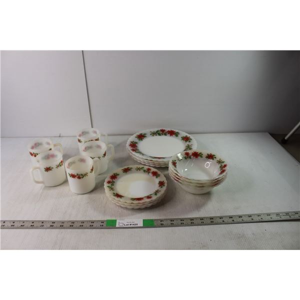 (17) Piece Poinsettia Dish Set