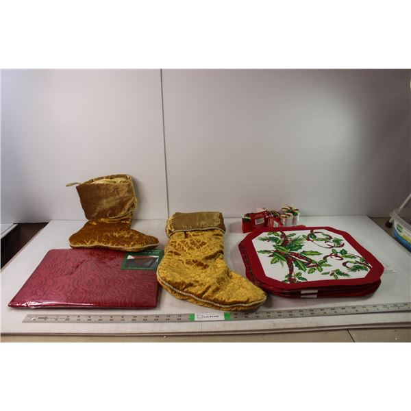 Christmas Lot- (7) Placemats, (2) Stockings, Misc.