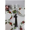 Image 3 : Lot Of Various Christmas Themed Items, (5) Various Plates, Wind Chimes, Misc.