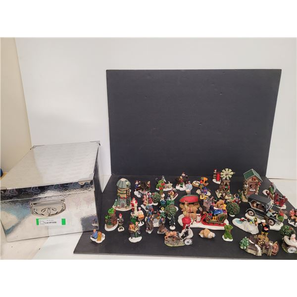 Gift Box, 11'' x 15'' x 7.5'', Various Christmas Ornaments
