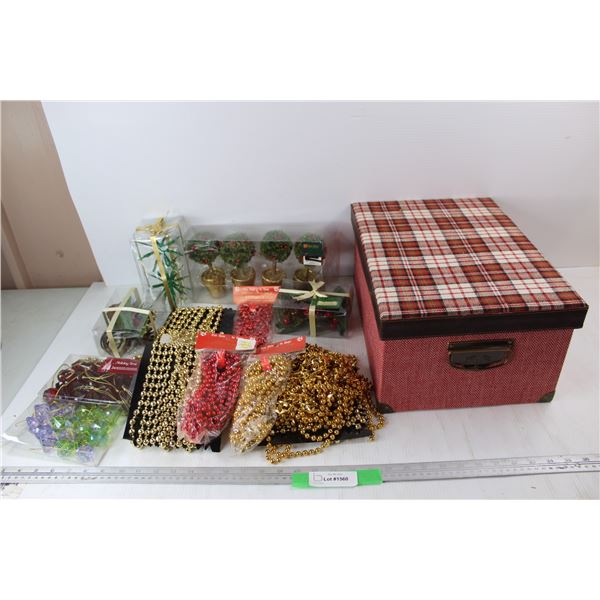 Lot Of Various Themed Decor Items, Napkin Rings, Tree Decorations, Gift Box, 11.5'' x 16'' x 8'', Mi