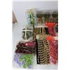 Image 4 : Lot Of Various Themed Decor Items, Napkin Rings, Tree Decorations, Gift Box, 11.5'' x 16'' x 8'', Mi