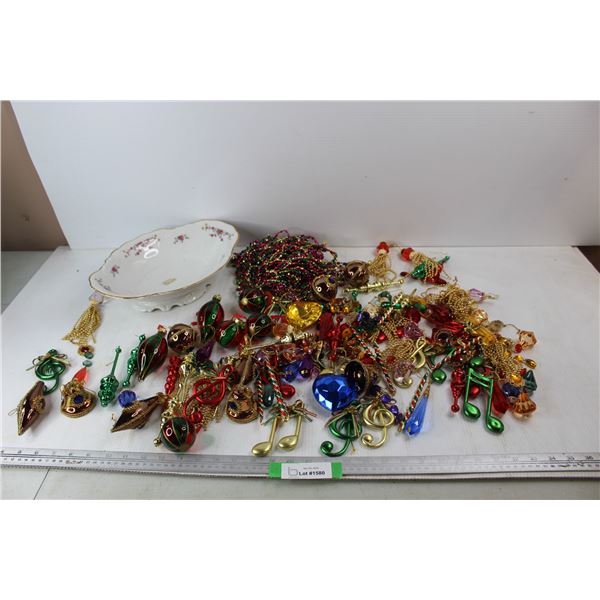 Walbrzych Made In Poland Large Glass Dish, Various Christmas Decorations