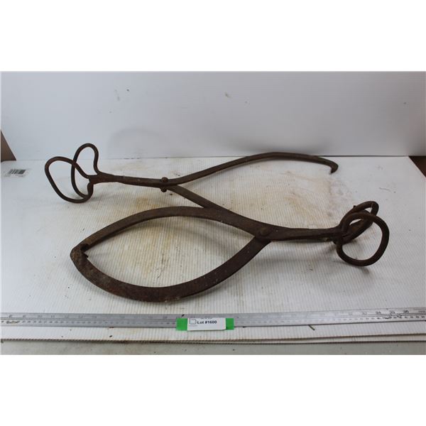 (2) Pairs Of Vintage Metal Ice Tongs
