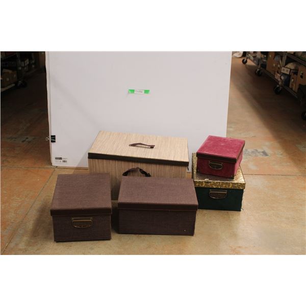 *(5) Storage Boxes with Lids