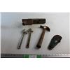 Image 1 : Adjustable Wrenches, Hammer, Sheath and Trailer Hitch